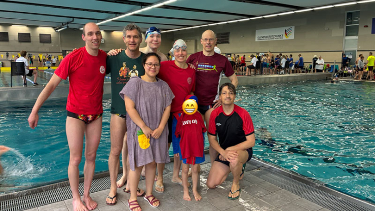 Die sieben AWV 09 Schwimmer*innen bei den Hamburger Mastersmeisterschaften